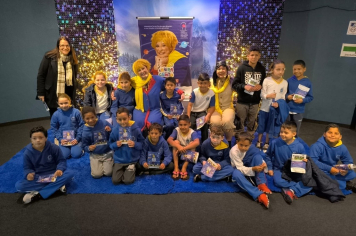 Foto - Alunos da Rede Municipal participam do Projeto A Hora do Conto em Todos os Cantos