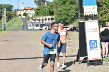 Foto - Secretaria de Educação promoveu 6ª Corrida e Caminhada Educação Solidária