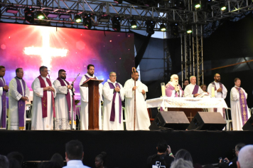 Foto - Botucatu 170 anos - Missa Campal e Show com o cantor Thiago Brado