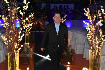 Foto - Formatura de encerramento dos 9º anos do ensino fundamental II e EMEJA dia 13 de dezembro de 2024