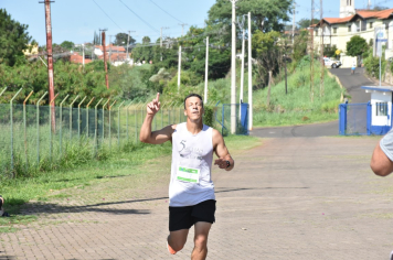Foto - Secretaria de Educação promoveu 6ª Corrida e Caminhada Educação Solidária