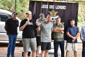 Foto - Prefeitura de Botucatu entregou novo campo de futebol no Jardim Palos Verdes