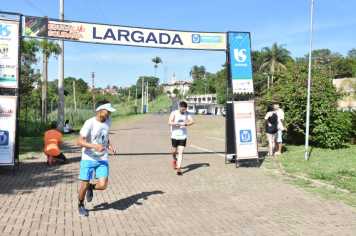Foto - Secretaria de Educação promoveu 6ª Corrida e Caminhada Educação Solidária