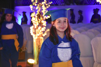 Foto - Formatura de encerramento dos 5º anos do ensino fundamental dia 12 de dezembro de 2024