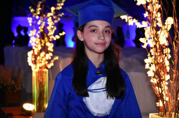 Foto - Formatura de encerramento dos 5º anos do ensino fundamental dia 12 de dezembro de 2024