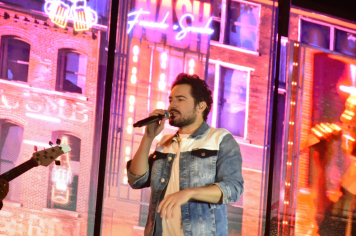 Foto - Botucatu 170 anos - Show Fernando e Sorocaba