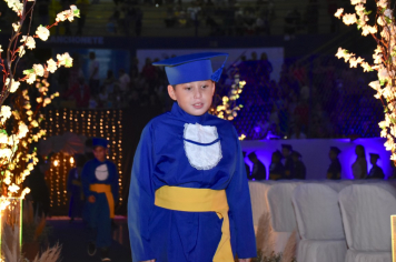 Foto - Formatura de encerramento dos 5º anos do ensino fundamental dia 12 de dezembro de 2024