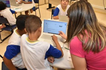Foto - Educação e Sesi iniciam curso de Robótica para alunos da Rede Municipal de Ensino