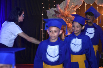 Foto - Formatura de encerramento dos 5º anos do ensino fundamental dia 11 de dezembro de 2024