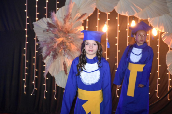 Foto - Formatura de encerramento dos 5º anos do ensino fundamental dia 11 de dezembro de 2024