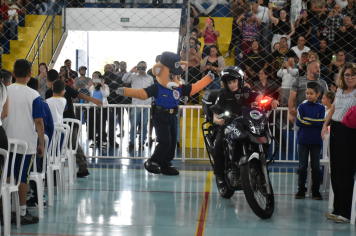 Foto - Patrulha da Paz realiza formatura e premia os destaques de 2024