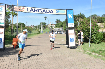 Foto - Secretaria de Educação promoveu 6ª Corrida e Caminhada Educação Solidária