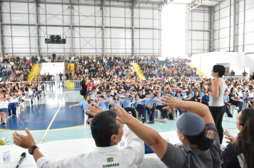 Foto - Patrulha da Paz realiza formatura e premia os destaques de 2024