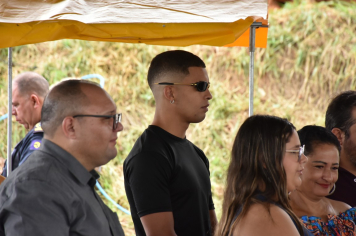 Foto - Prefeitura de Botucatu entregou novo campo de futebol no Jardim Palos Verdes