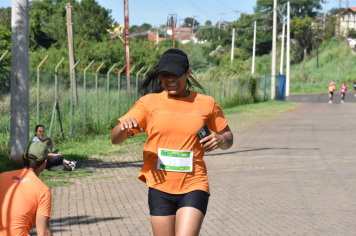 Foto - Secretaria de Educação promoveu 6ª Corrida e Caminhada Educação Solidária