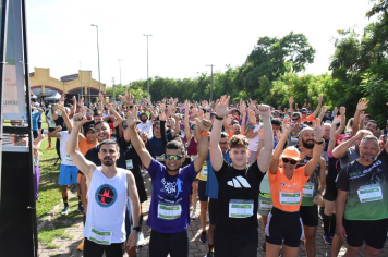 Foto - Secretaria de Educação promoveu 6ª Corrida e Caminhada Educação Solidária