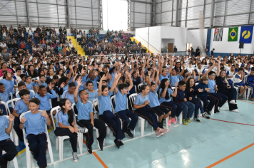 Foto - Patrulha da Paz realiza formatura e premia os destaques de 2024