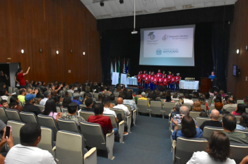 Foto - Premiação da Olimpíada Literária da Língua Portuguesa e da 1ª Olimpíada de Matemática