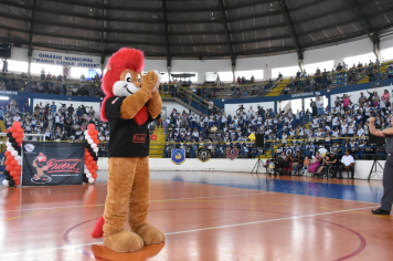 Foto - Proerd 2024 realiza Formatura de alunos da Rede de Ensino de Botucatu