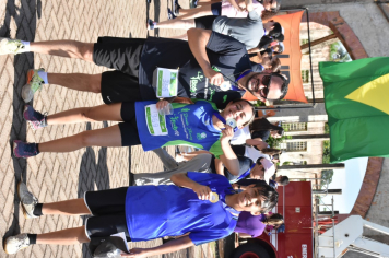 Foto - Secretaria de Educação promoveu 6ª Corrida e Caminhada Educação Solidária