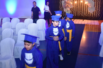 Foto - Formatura de encerramento dos 5º anos do ensino fundamental dia 11 de dezembro de 2024