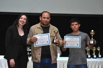 Foto - Premiação da Olimpíada Literária da Língua Portuguesa e da 1ª Olimpíada de Matemática