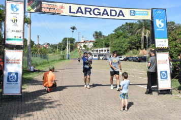 Foto - Secretaria de Educação promoveu 6ª Corrida e Caminhada Educação Solidária