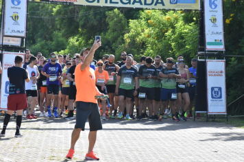 Foto - Secretaria de Educação promoveu 6ª Corrida e Caminhada Educação Solidária