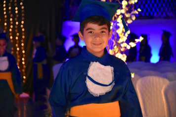 Foto - Formatura de encerramento dos 5º anos do ensino fundamental dia 12 de dezembro de 2024