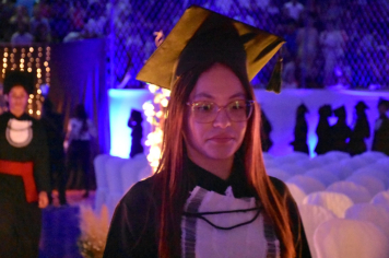 Foto - Formatura de encerramento dos 9º anos do ensino fundamental II e EMEJA dia 13 de dezembro de 2024