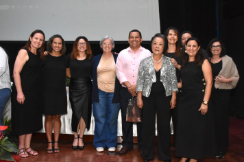 Foto - Premiação da Olimpíada Literária da Língua Portuguesa e da 1ª Olimpíada de Matemática