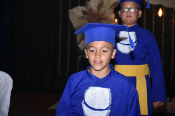Foto - Formatura de encerramento dos 5º anos do ensino fundamental dia 11 de dezembro de 2024