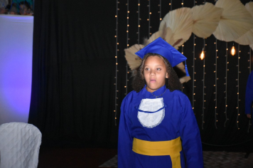 Foto - Formatura de encerramento dos 5º anos do ensino fundamental dia 11 de dezembro de 2024