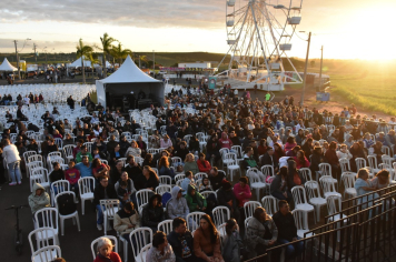 Foto - Botucatu 170 anos - Missa Campal e Show com o cantor Thiago Brado