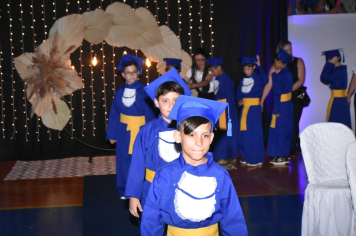Foto - Formatura de encerramento dos 5º anos do ensino fundamental dia 11 de dezembro de 2024