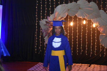 Foto - Formatura de encerramento dos 5º anos do ensino fundamental dia 11 de dezembro de 2024