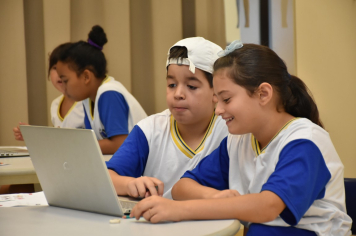 Foto - Educação e Sesi iniciam curso de Robótica para alunos da Rede Municipal de Ensino