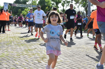 Foto - Secretaria de Educação promoveu 6ª Corrida e Caminhada Educação Solidária