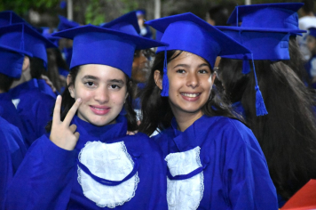 Foto - Formatura de encerramento dos 5º anos do ensino fundamental dia 12 de dezembro de 2024