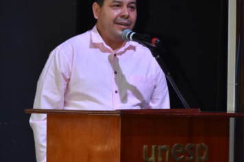 Foto - Premiação da Olimpíada Literária da Língua Portuguesa e da 1ª Olimpíada de Matemática