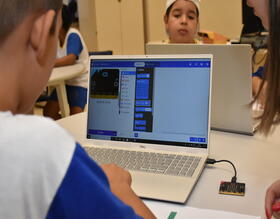 Educação e Sesi iniciam curso de Robótica para alunos da Rede Municipal de Ensino