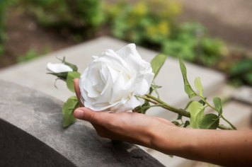 Dia de Finados: confira o funcionamento dos cemitérios municipais