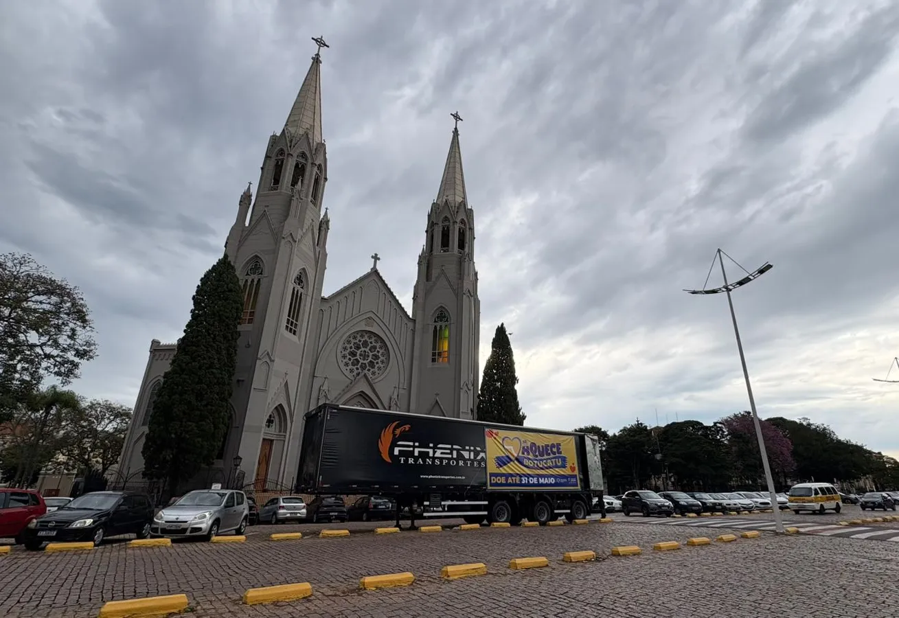 Aquece Botucatu 2026: Largo da Catedral segue com carreta solidária até sábado, 30