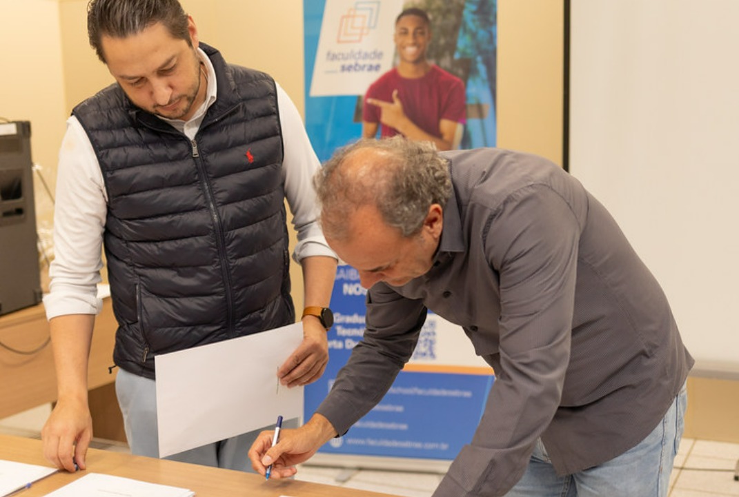 Educação renova parceria com o programa Jovens Empreendedores Primeiros Passos