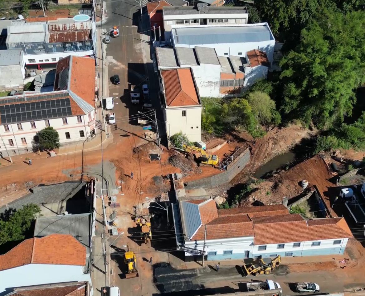 Floriano Peixoto: obras avançam e trânsito terá liberação provisória até final da semana