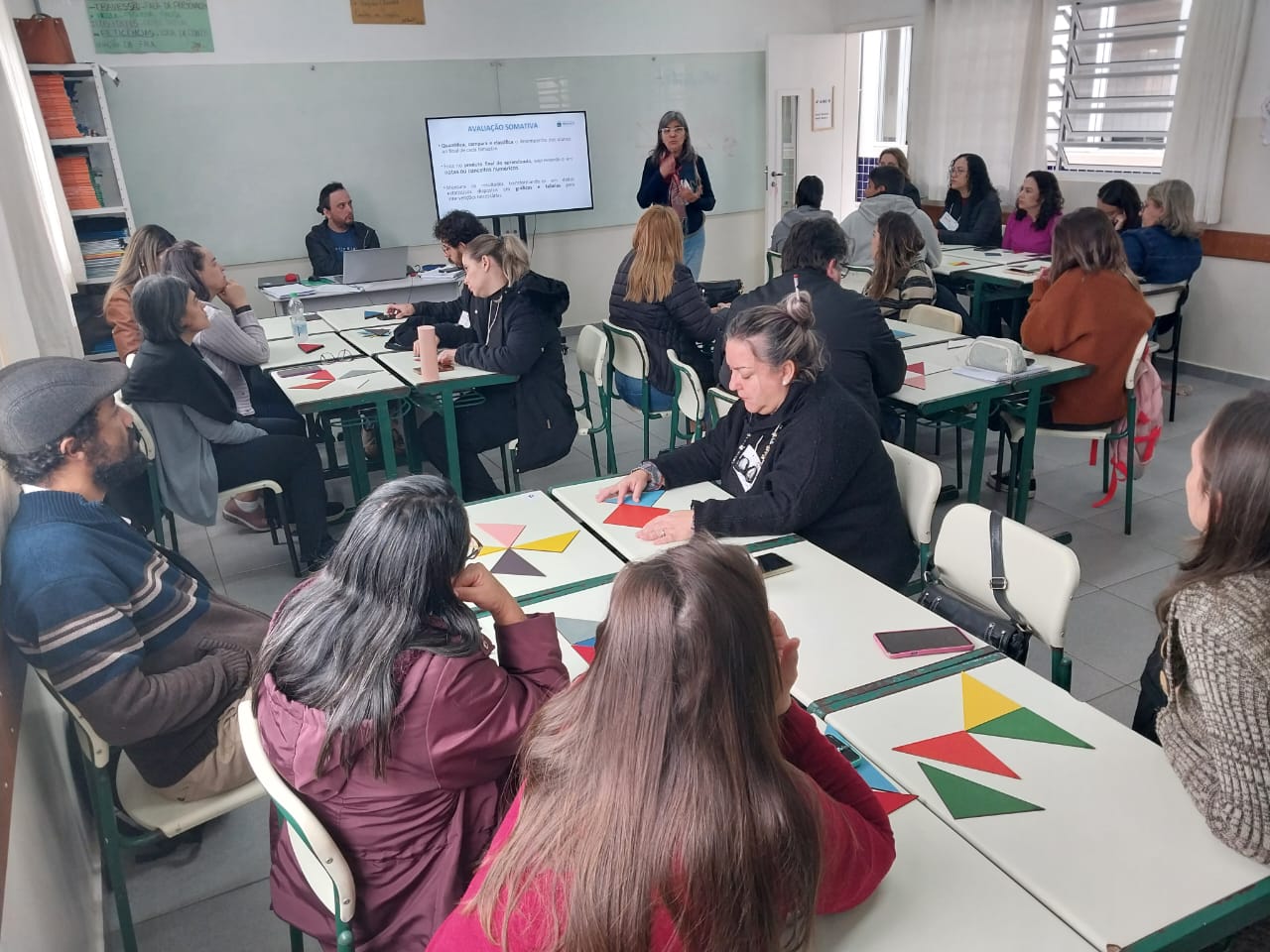 Replanejamento e palestra marcam a volta às aulas na Rede Municipal de Ensino