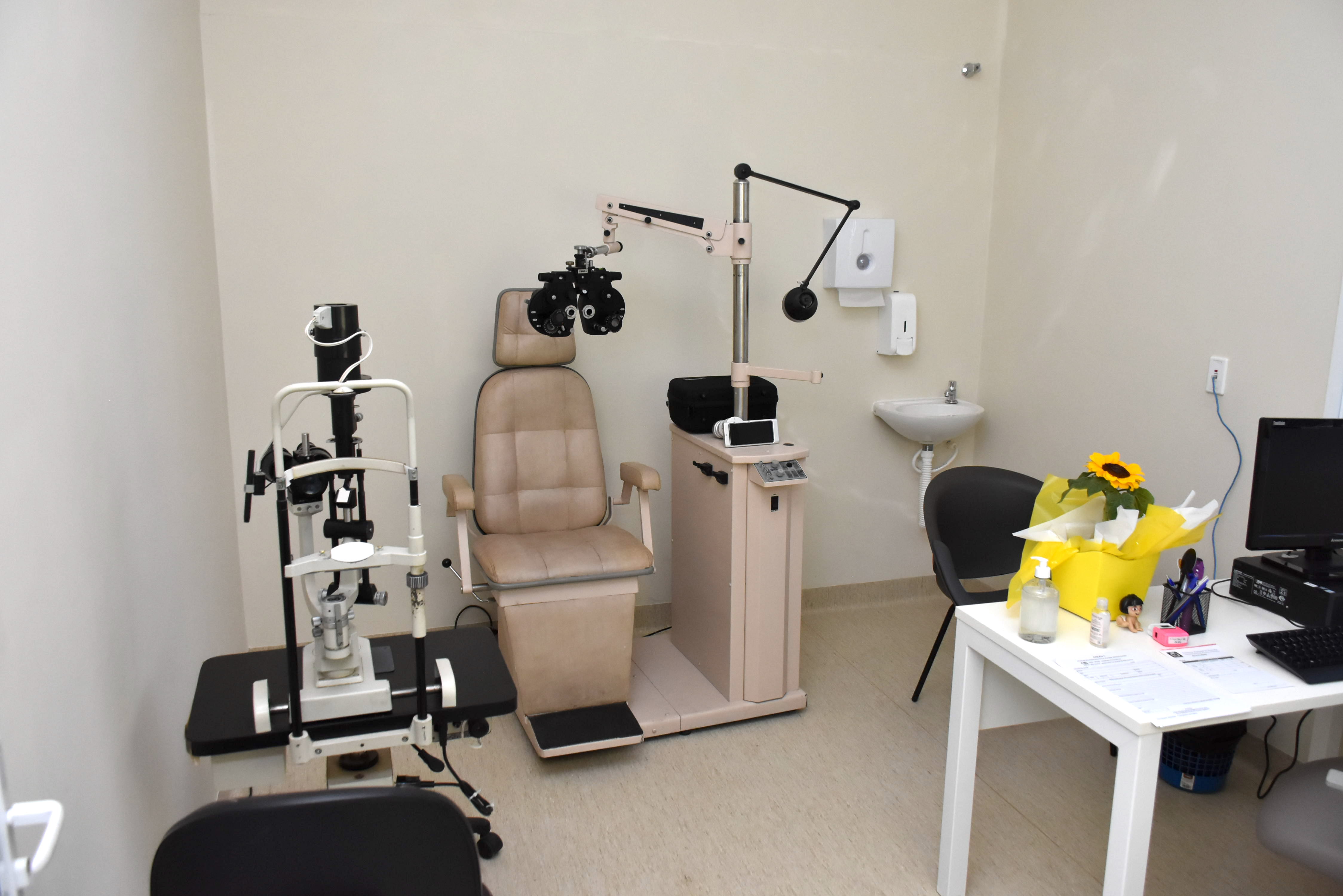 Centro Oftalmológico é revitalizado e retorna atendimento no Hospital do Bairro