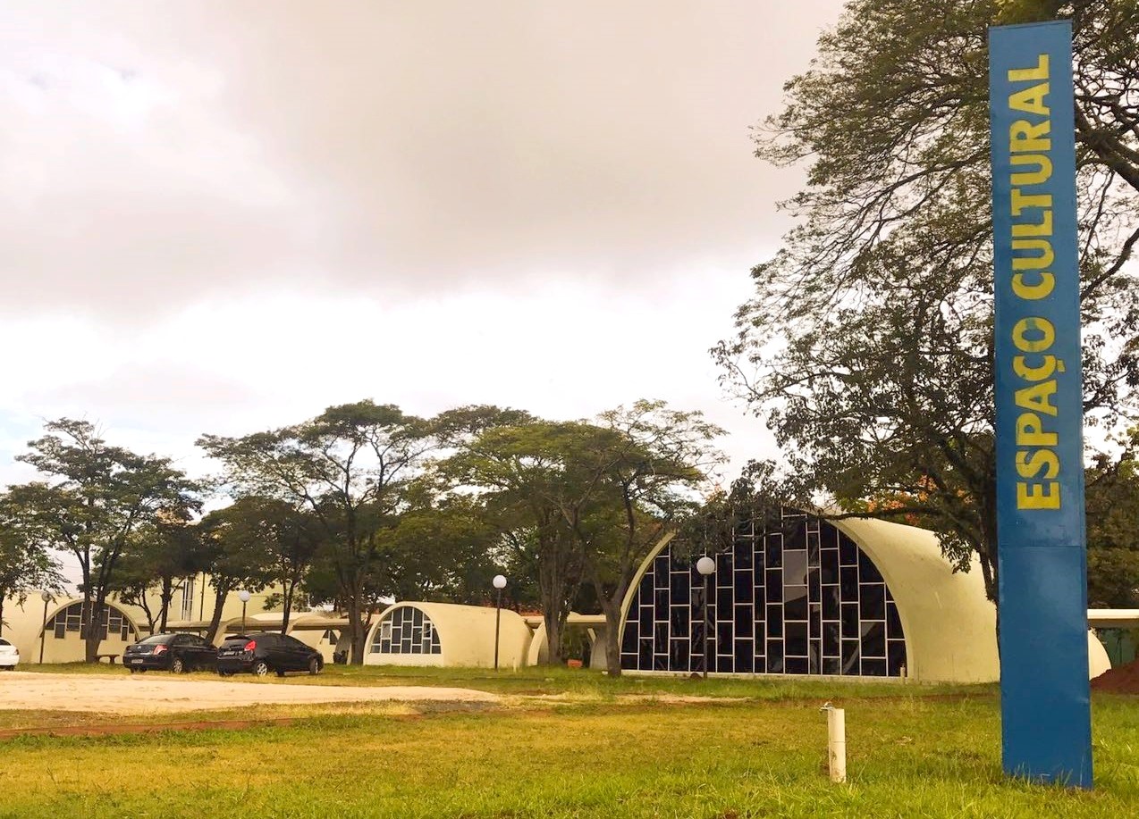 Bibliotecas Municipais, do Centro e Vila dos lavradores, estarão fechadas nesta quinta-feira